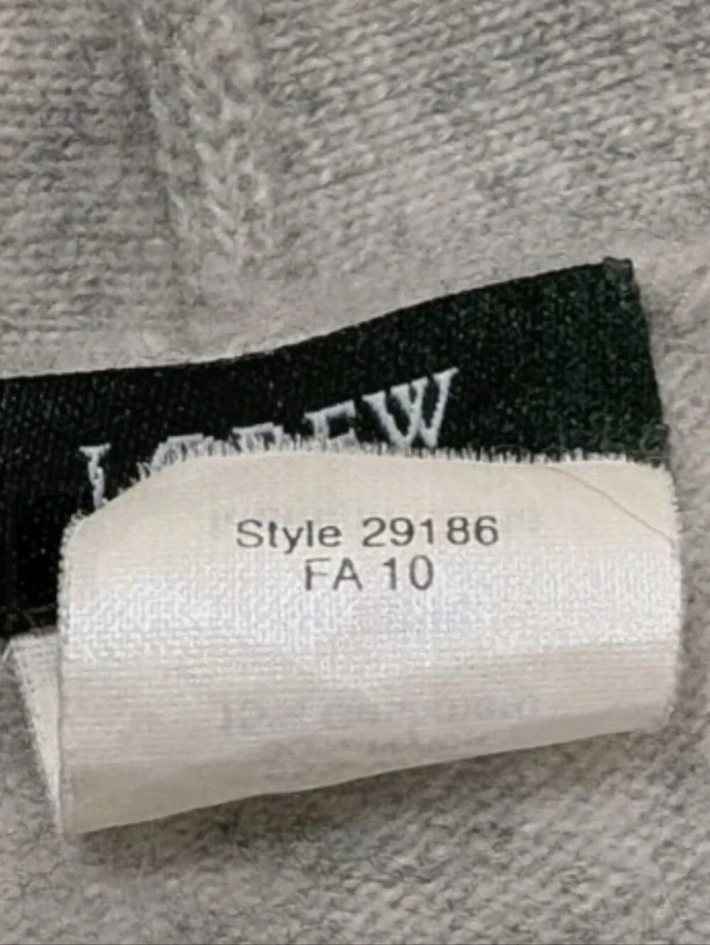 J. Crew V Neck Pullover Sweater S Wool Cashmere Minimalist Quiet Luxury 2500
